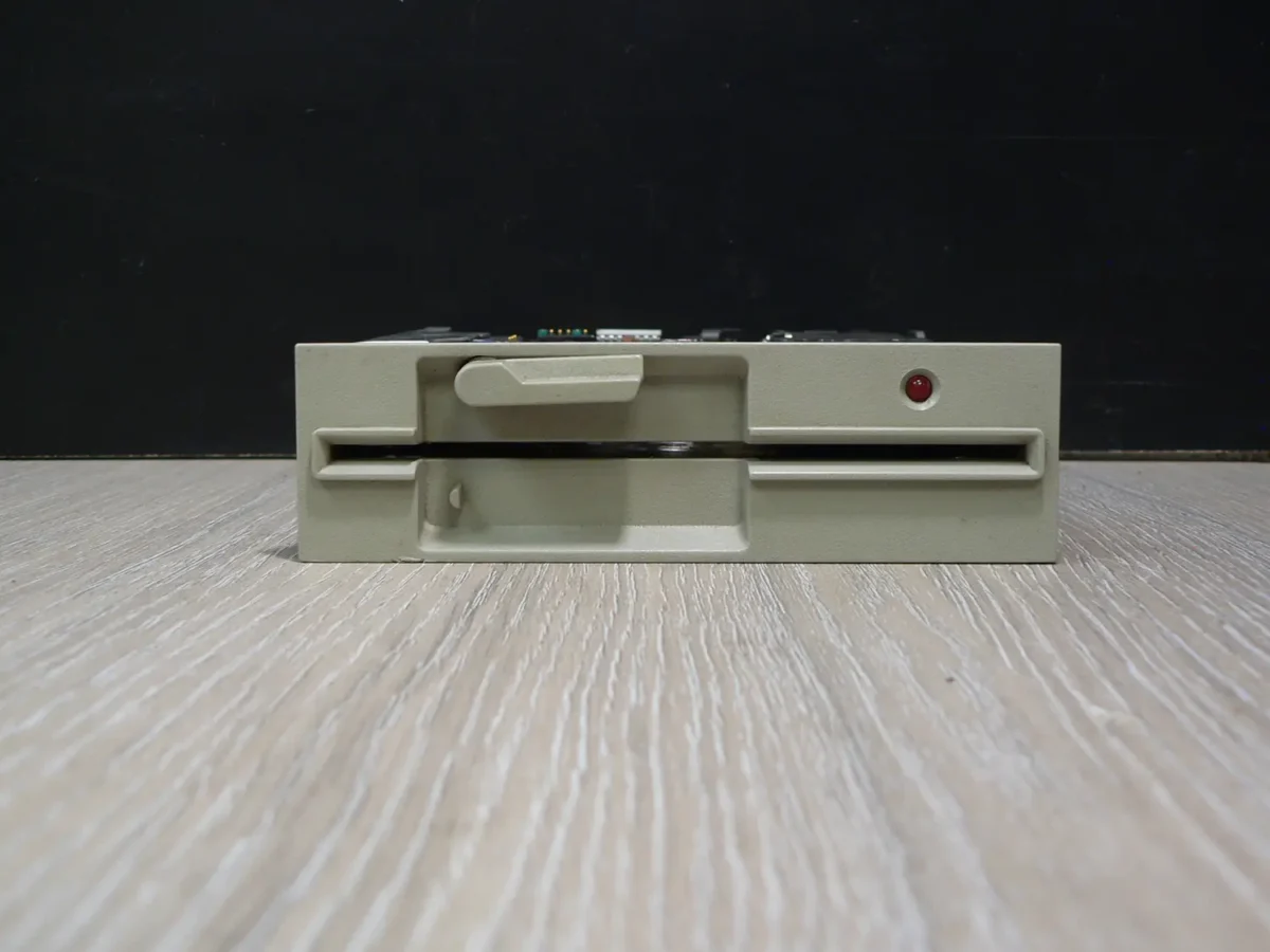 Ye Data YD-380 5,25" 1,2MB Floppy Meghajtó - Image 2
