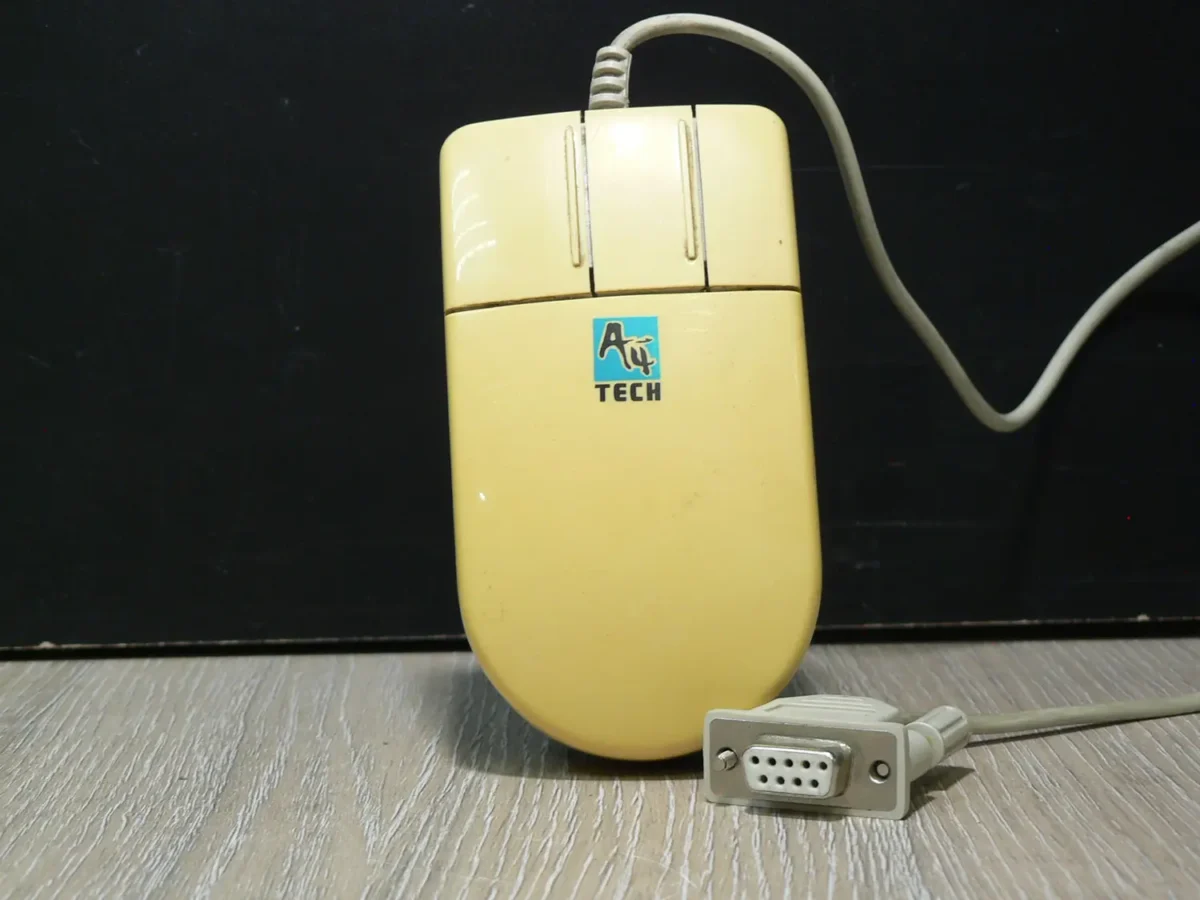 A4Tech AM-5 Golyós Egér (COM) - Image 1