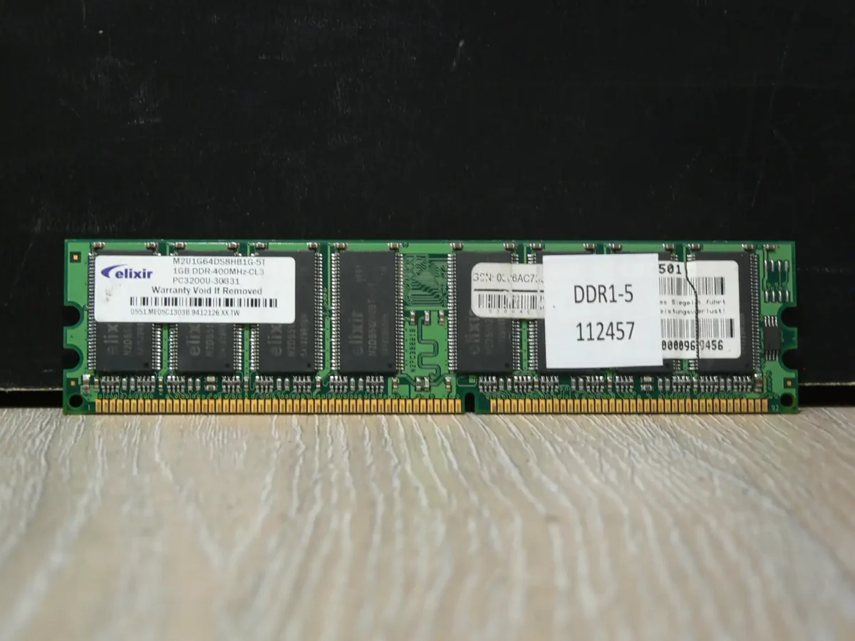Elixir 1GB 400MHz DDR1 Memória - Image 1