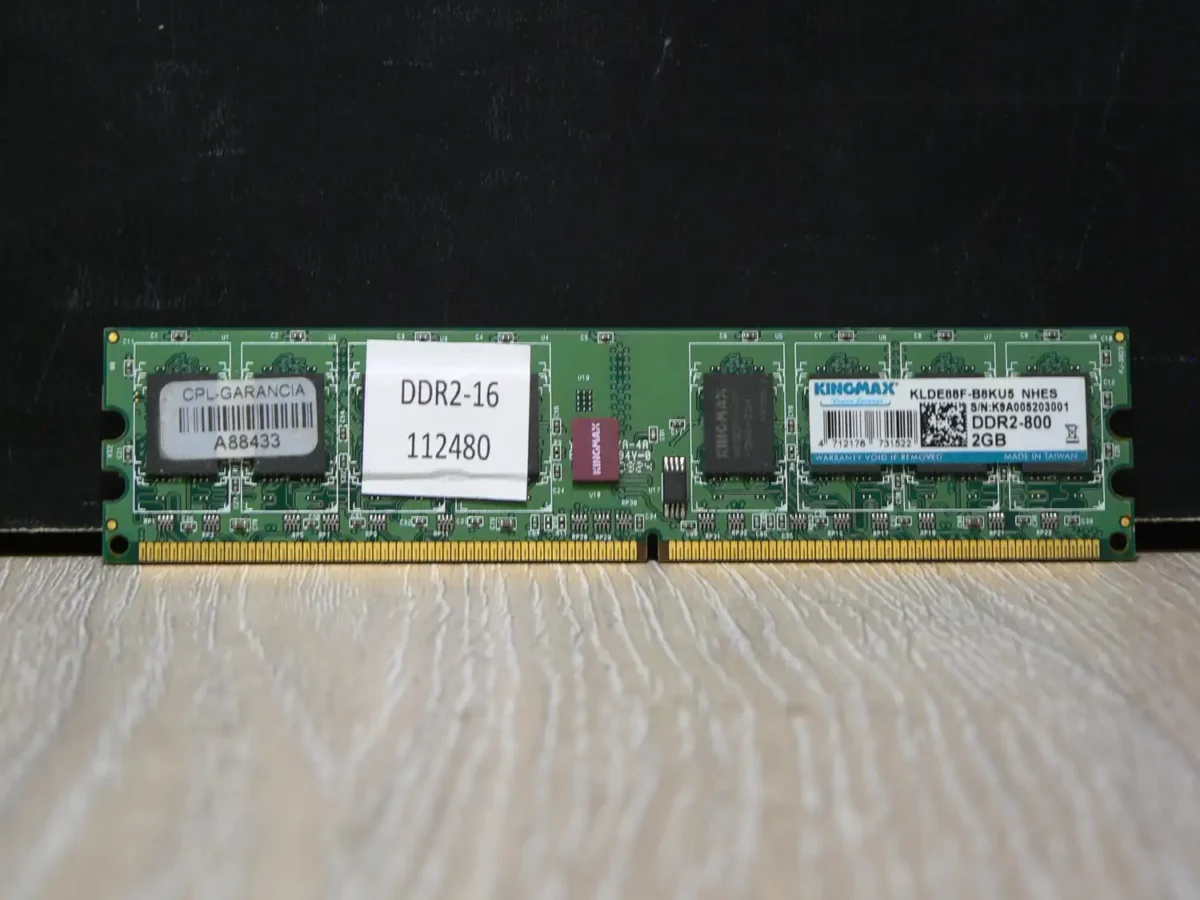 DDR2-16-1 KINGMAX 2GB 800MHz DDR2 Memória - Image 1