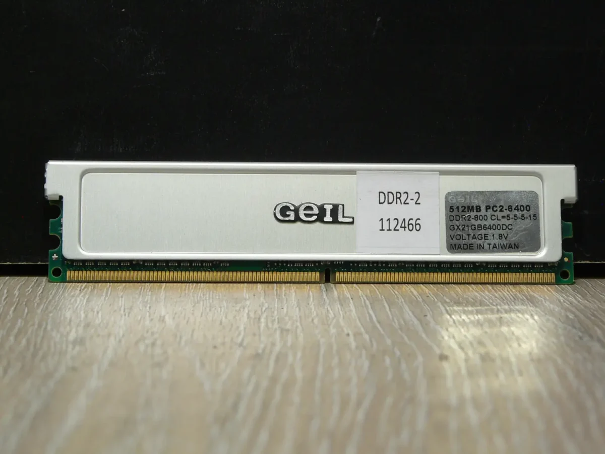 DDR2-2-1 GEIL 512MB 800MHz DDR2 Memória - Image 1