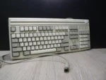 Mitsumi DIN Billentyűzet Angol