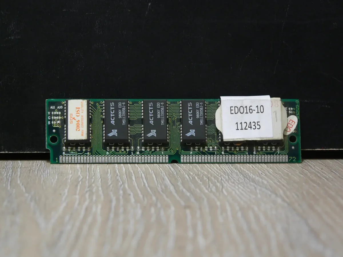 16MB EDO Memória - Image 1