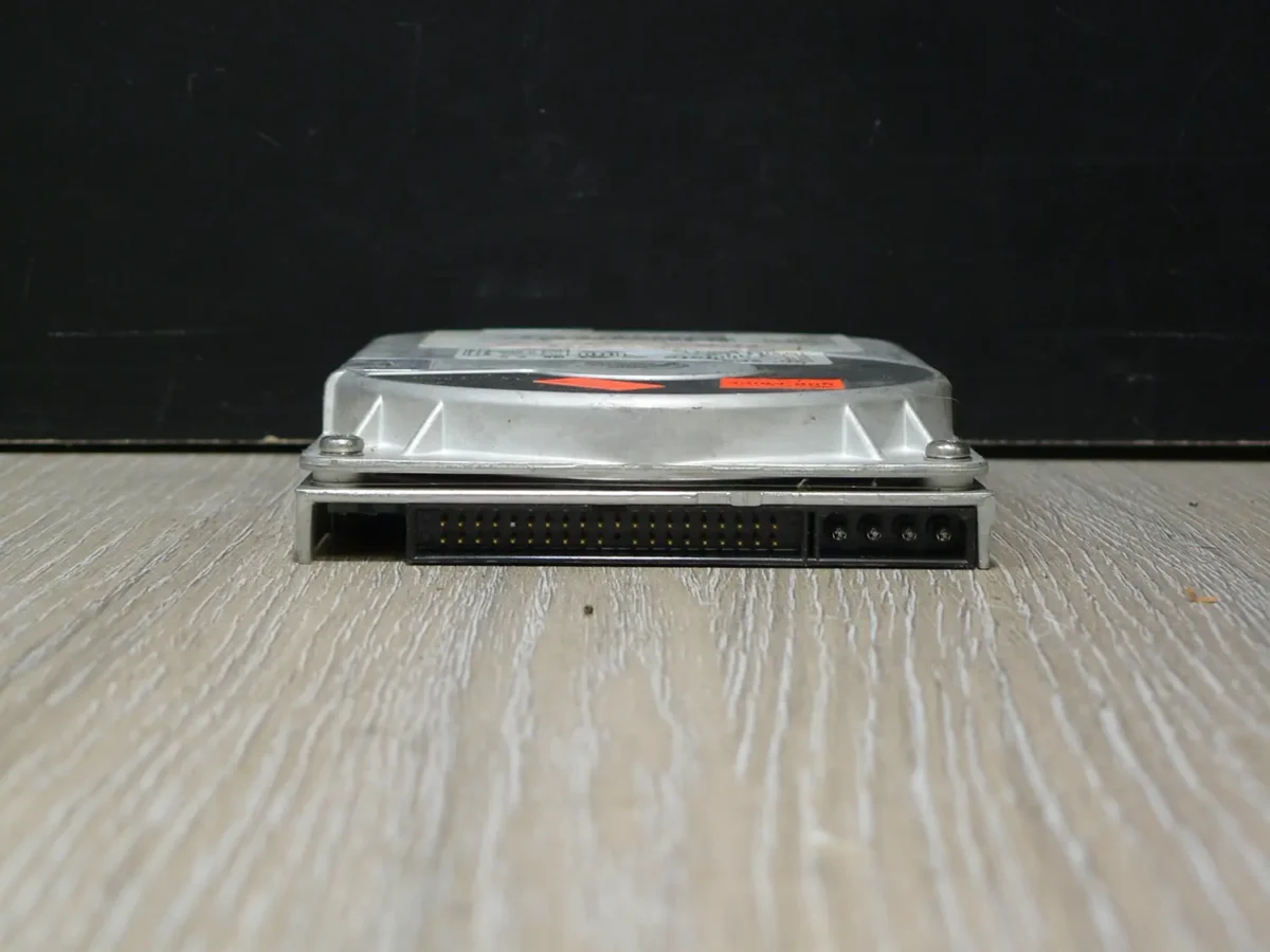 Seagate ST31621A IDE Merevlemez 1,6GB 100/100 - Image 4
