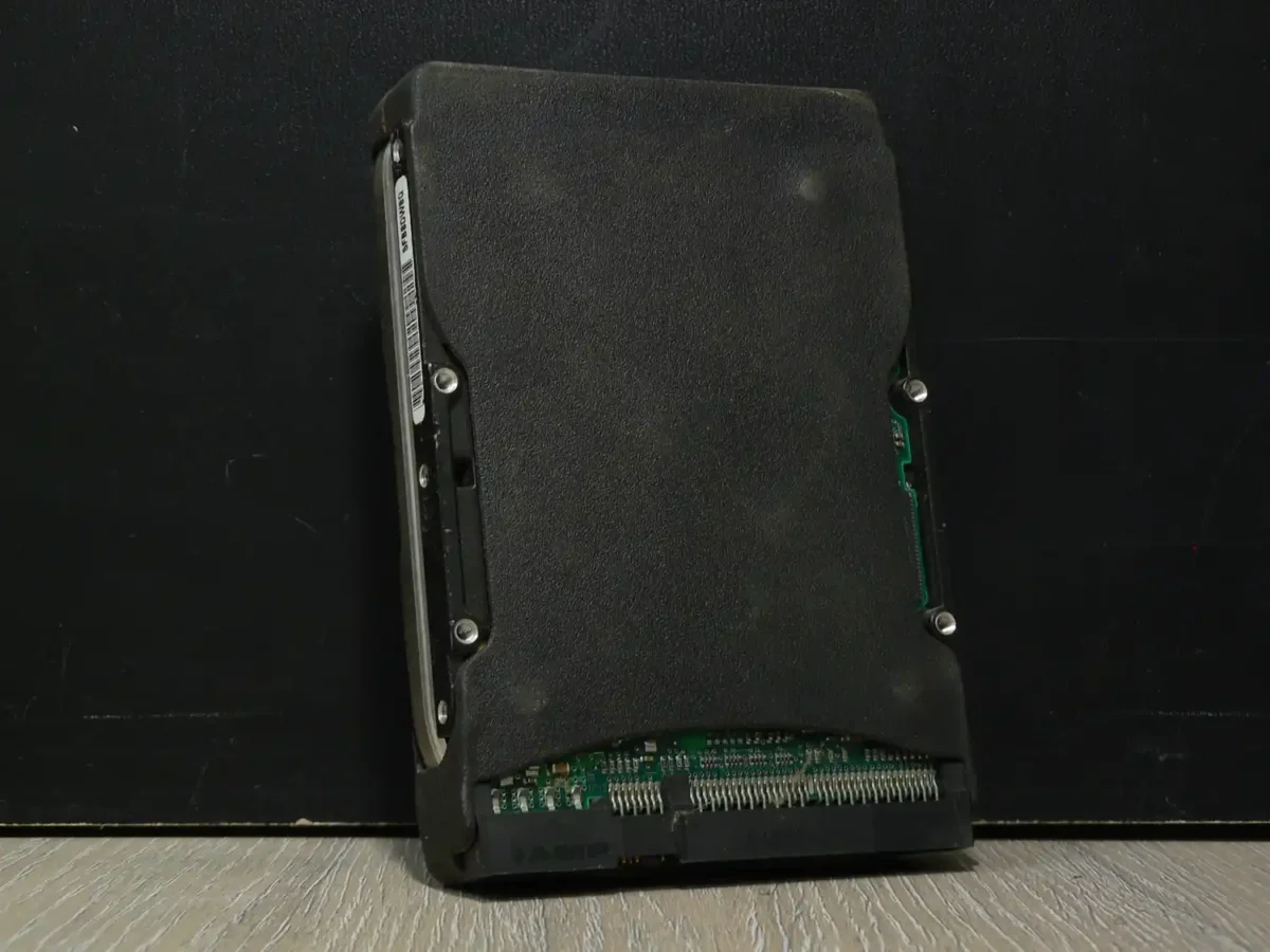 Seagate ST340810A IDE Merevlemez 40GB 70/100 - Image 2