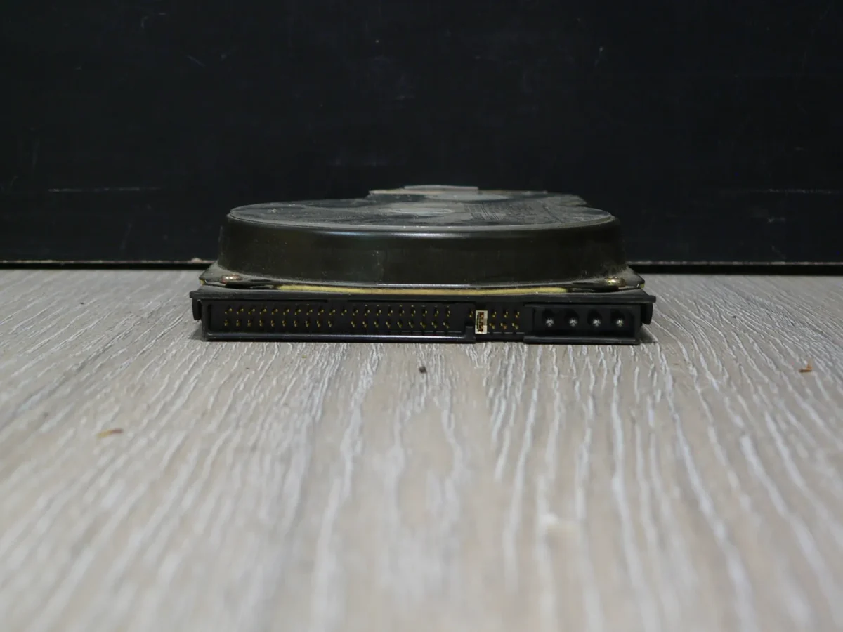 Quantum Pioneer SG IDE Merevlemez 1GB 100/100 - Image 4