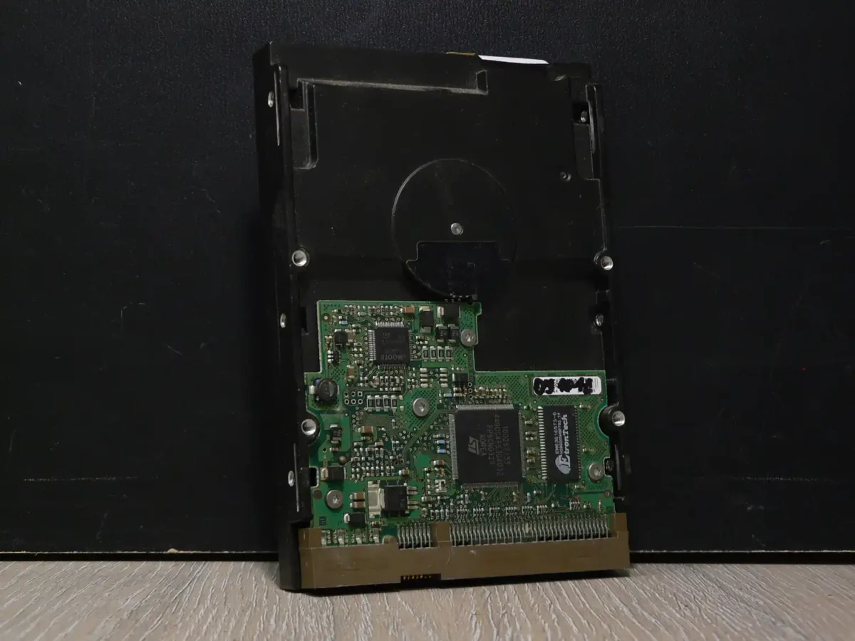Seagate ST340015A IDE Merevlemez 40GB 70/100 - Image 2