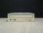 Toshiba XM-6602B IDE CD-ROM (1999) (B kategória, korrodált burkolat) - Image 2