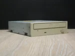 Pioneer DVR-110D IDE DVD-ROM (2005)