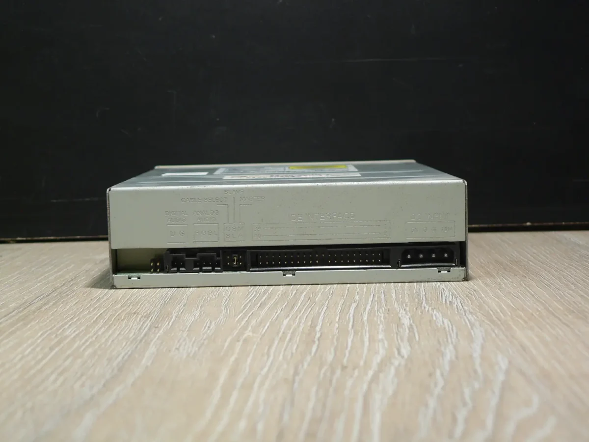 Philips PBRW5224G IDE CD-ROM (2003) - Image 4