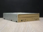Mitsumi CRMC-FX4830T IDE CD-ROM (2000) (B kategória, korrodált burkolat)