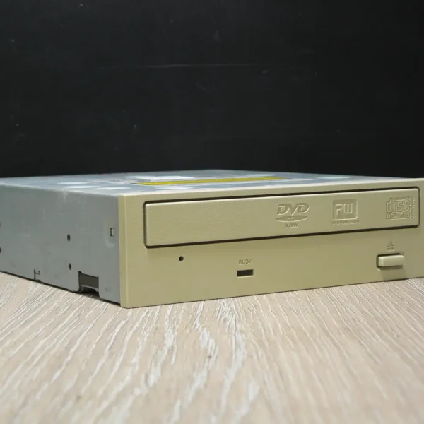Pioneer DVR-111D IDE DVD-ROM (2006)