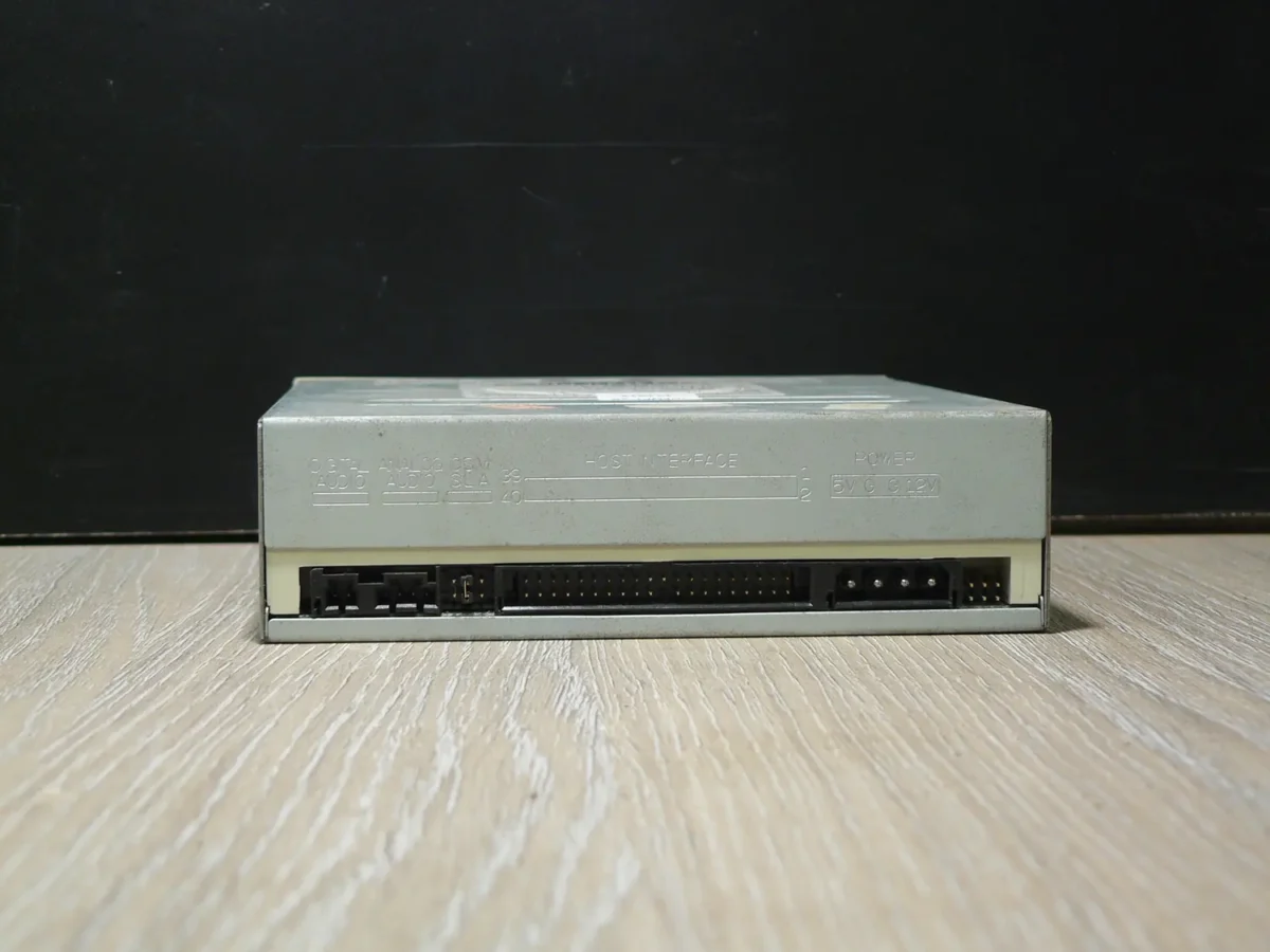 SONY CDU5221 IDE CD-ROM (2001) - Image 4