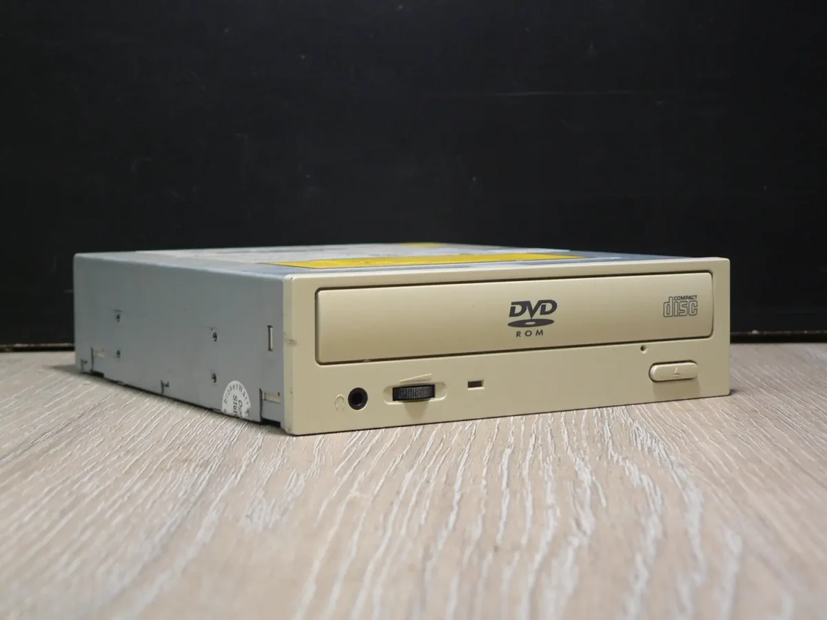 SONY DDU1621 IDE DVD-ROM (2002) - Image 1