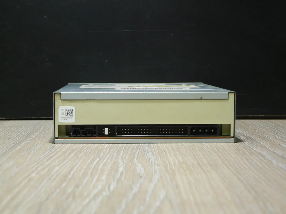 SAMSUNG SC-152 IDE CD-ROM (2004) - Image 4