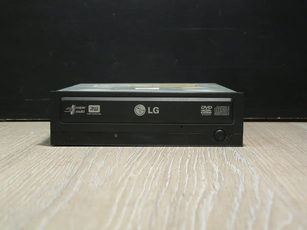 LG GSA-4163B IDE DVD-ROM (2004) - Image 2