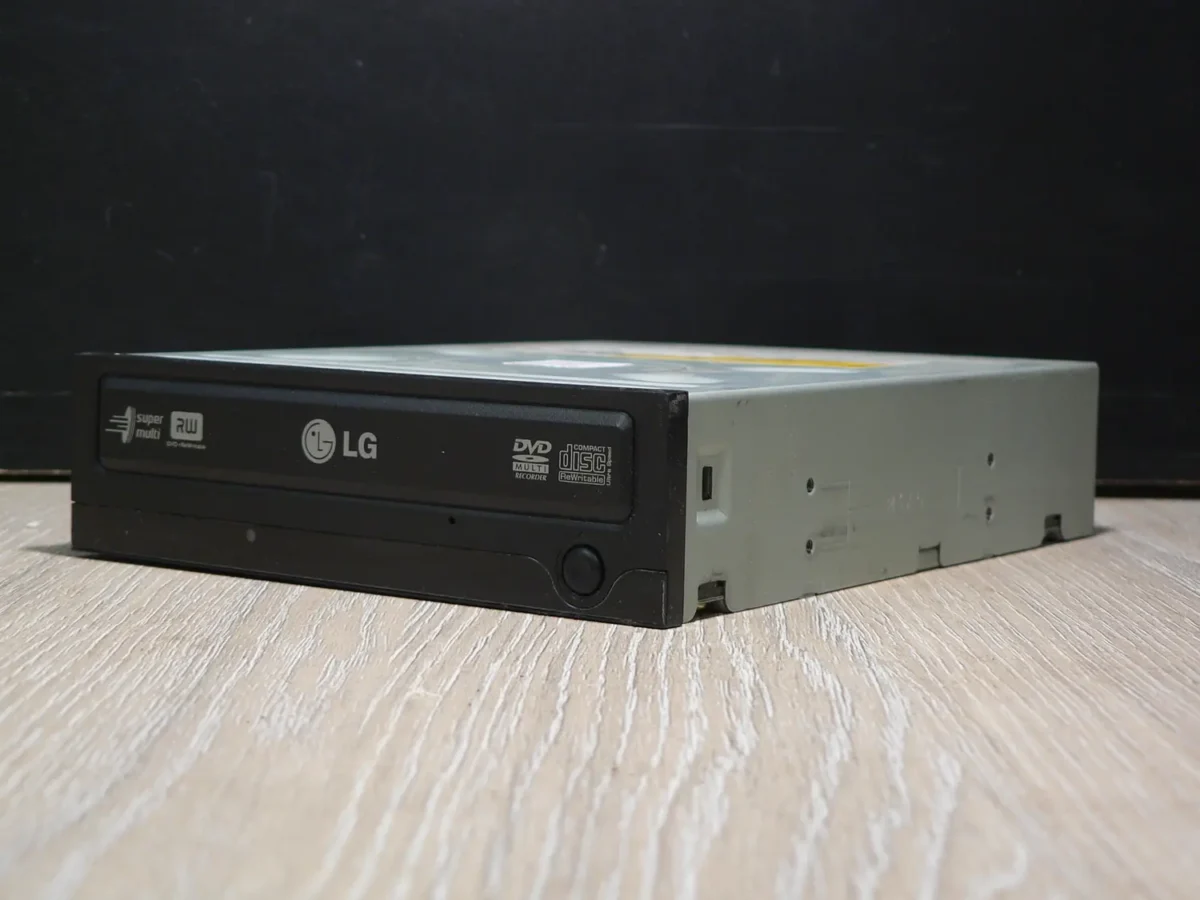 LG GSA-4163B IDE DVD-ROM (2004) - Image 3
