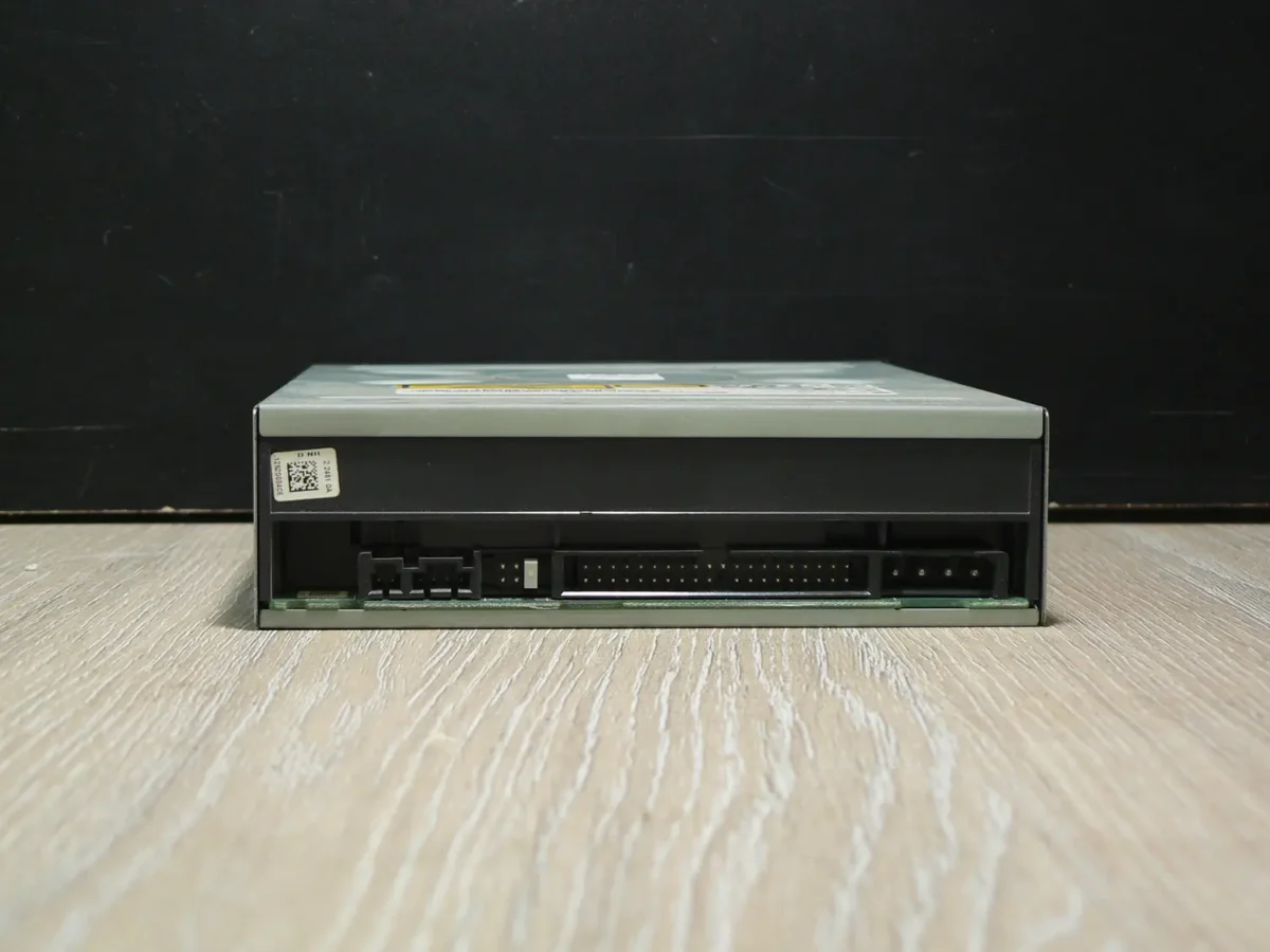 LG GSA-4163B IDE DVD-ROM (2004) - Image 4