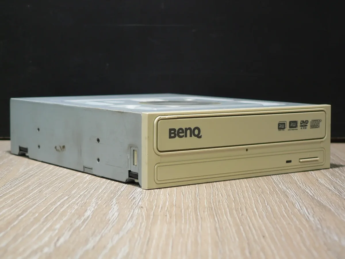 BENQ DWI1640 IDE DVD-ROM (2005) - Image 1