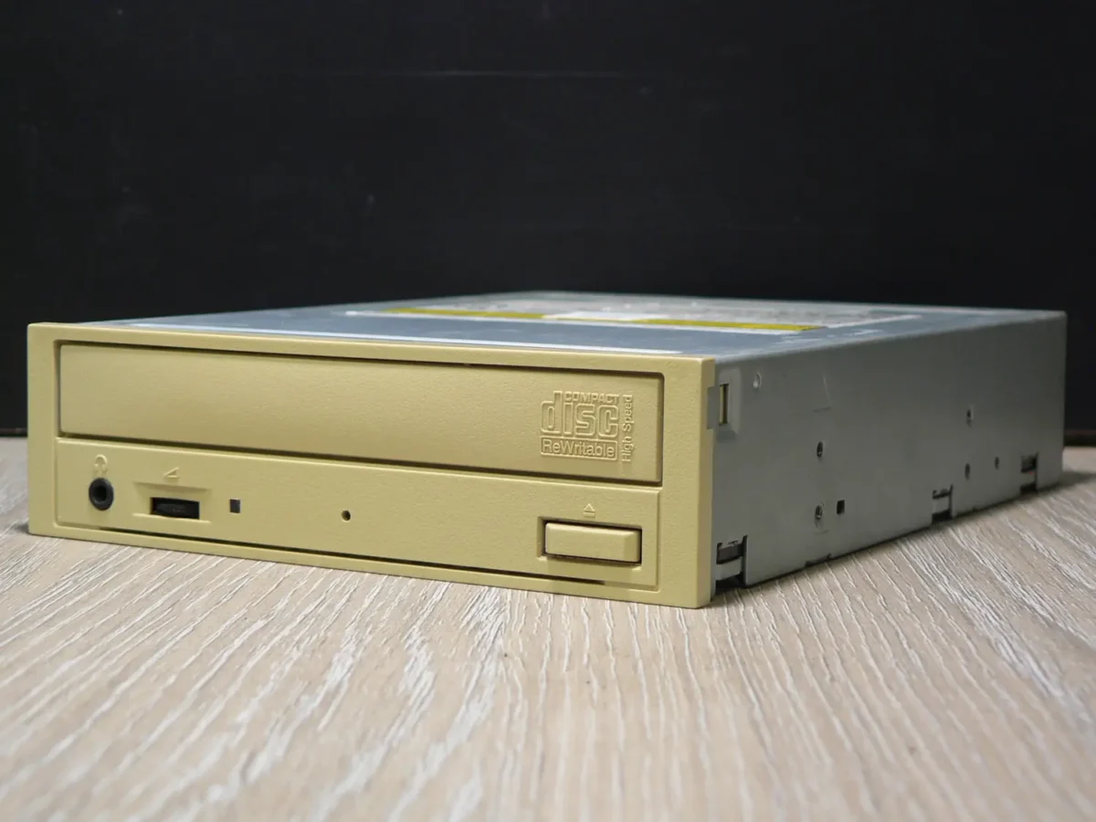 NEC NR-9100A IDE CD-ROM (2002) - Image 3