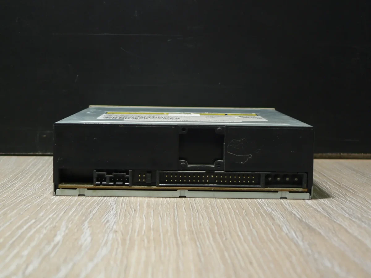 NEC NR-9100A IDE CD-ROM (2002) - Image 4