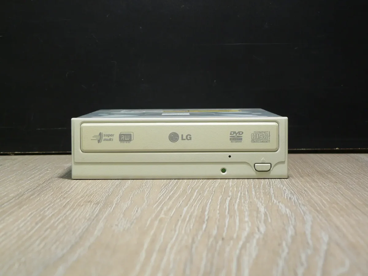 LG GSA-H42N IDE DVD-ROM (2006) - Image 2