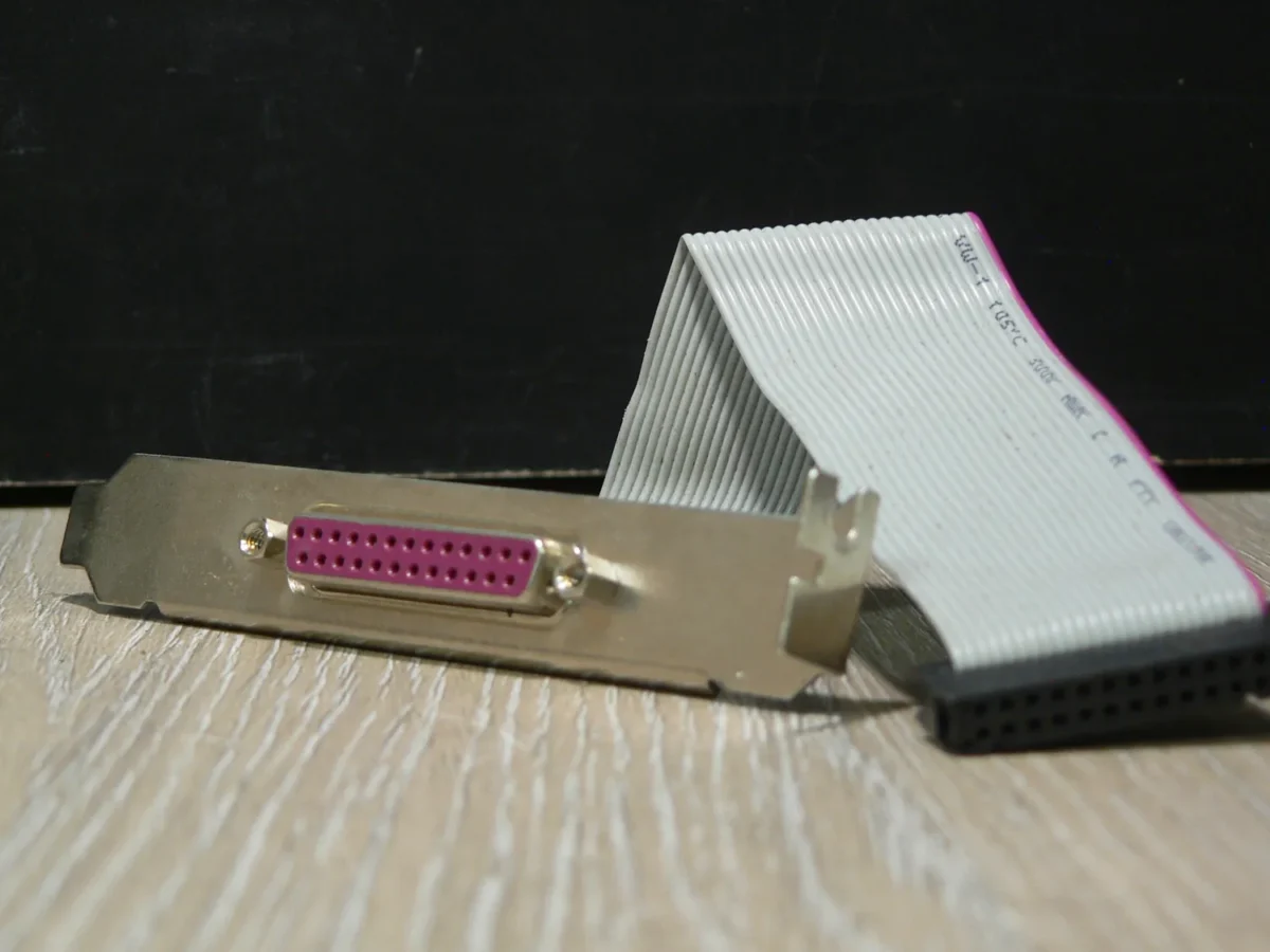 Alaplapi Nyomtató kivezetés (Magenta) - Image 1