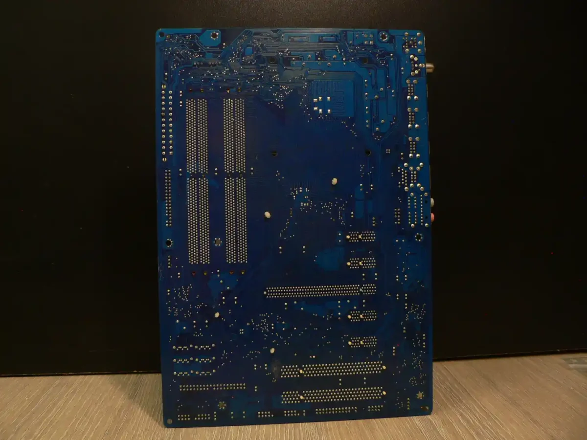 Gigabyte GA-EP43-UD3L LGA775 Alaplap + Intel Pentium E6300 + Hátlap/IO-Shield - Image 4