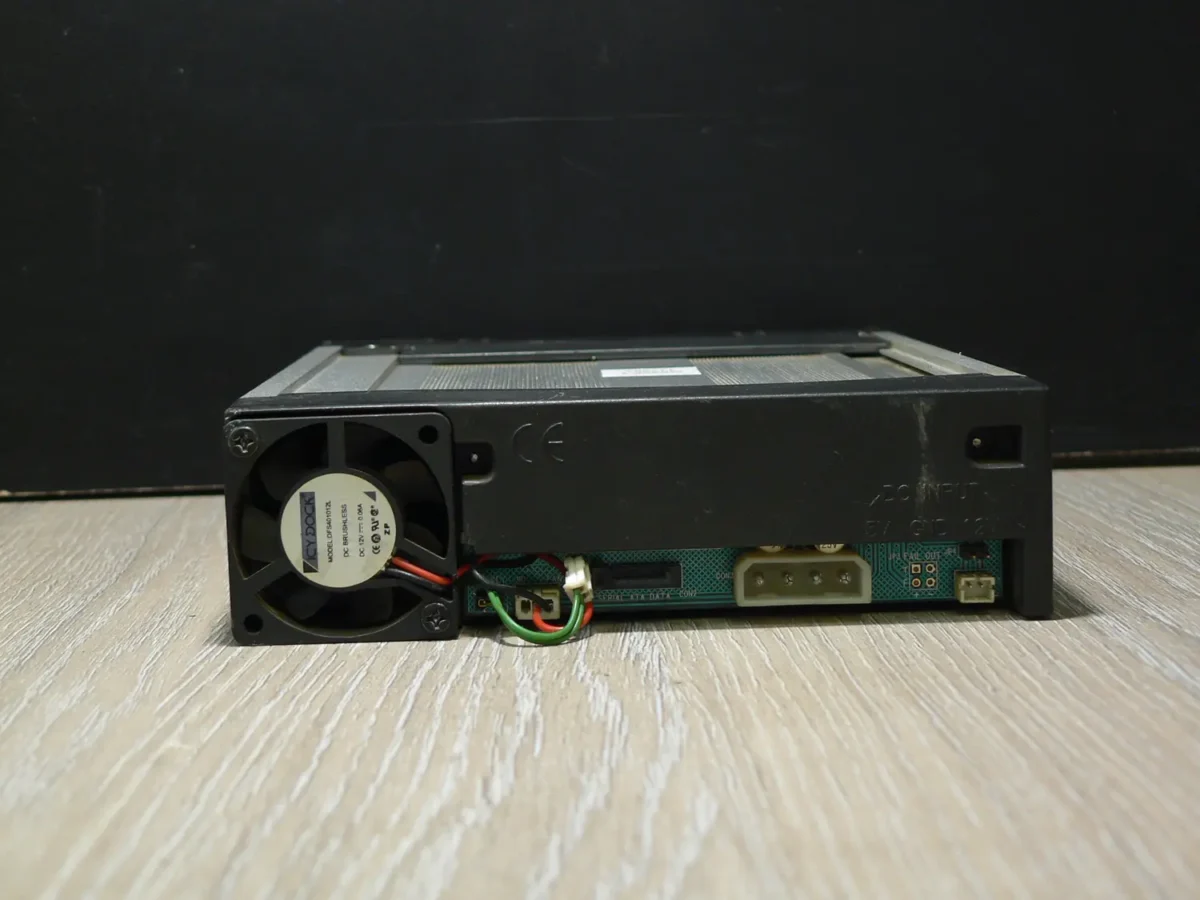 SATA Mobil Rack (Fekete) - Image 4