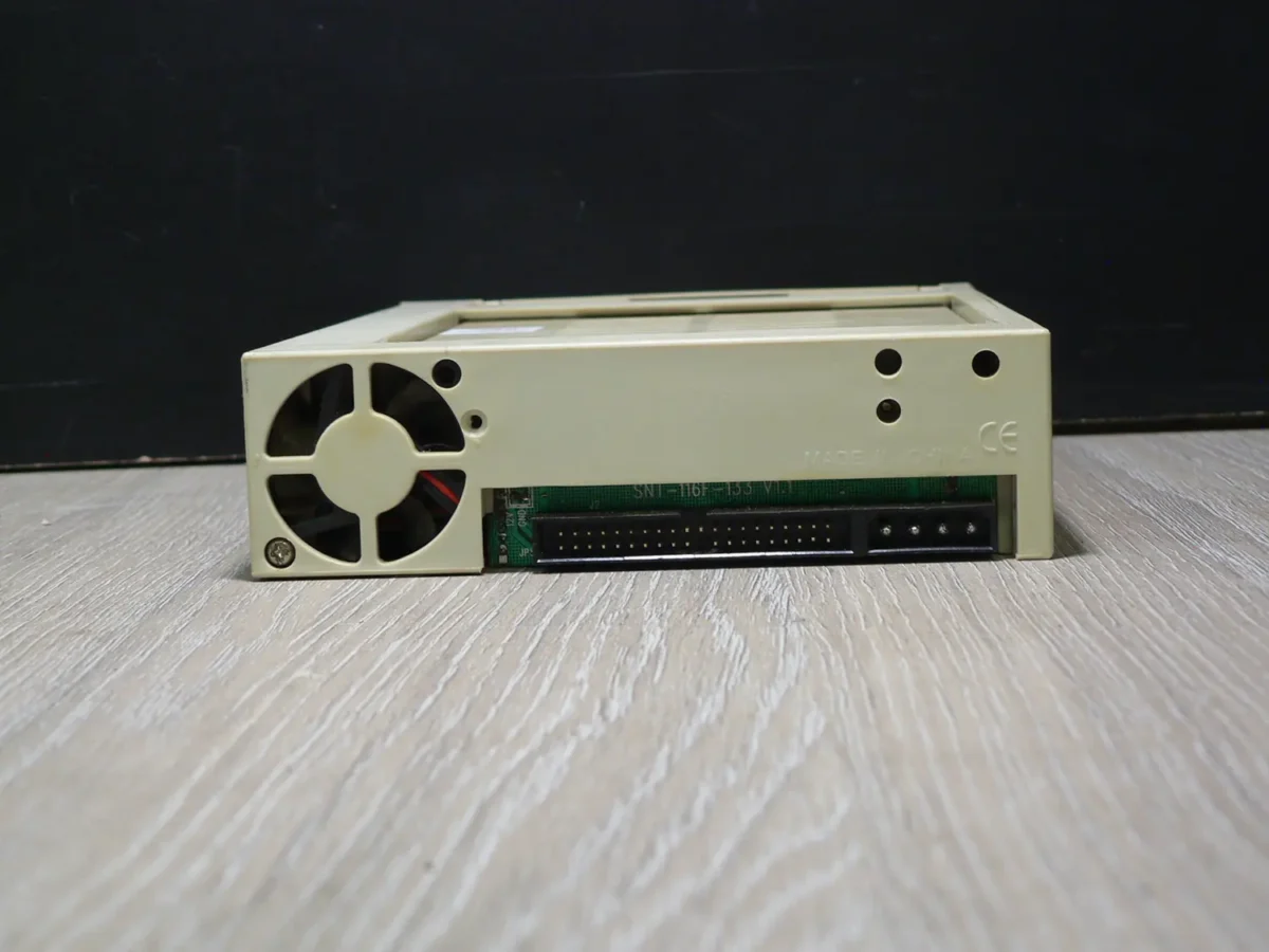 IDE Mobil Rack (Kulcsos) - Image 4