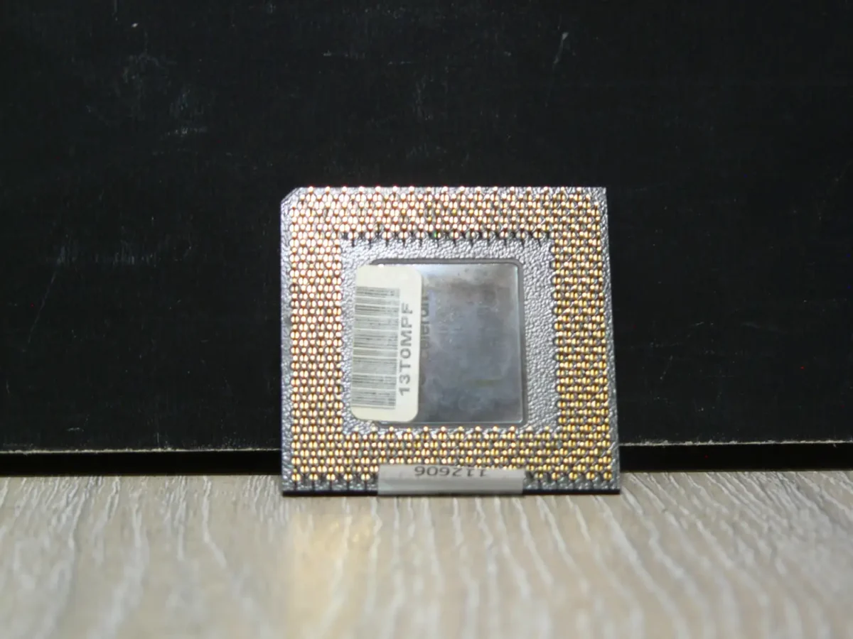 Intel Celeron 433 SL3BA Socket 370 Mendocino Processzor - Image 2
