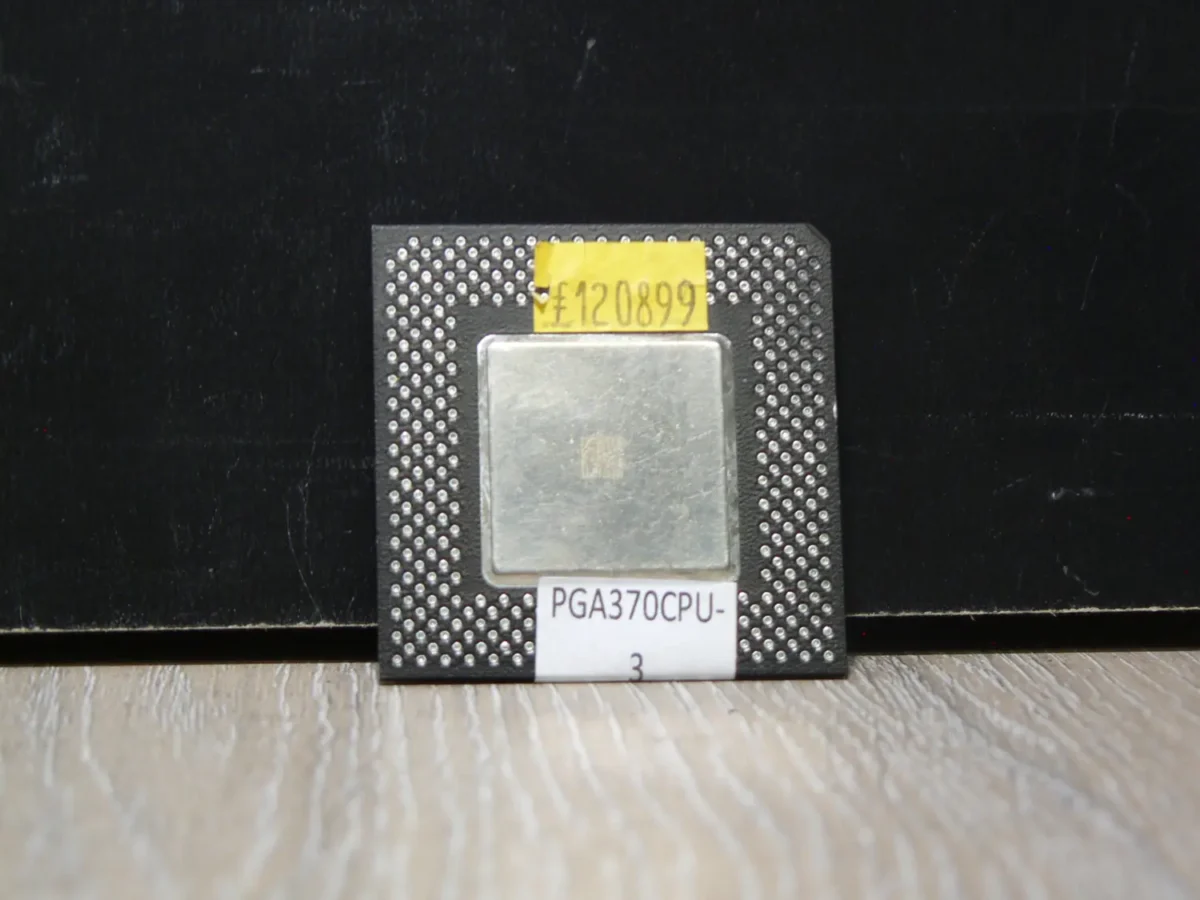Intel Celeron 433 SL3BA Socket 370 Mendocino Processzor - Image 1