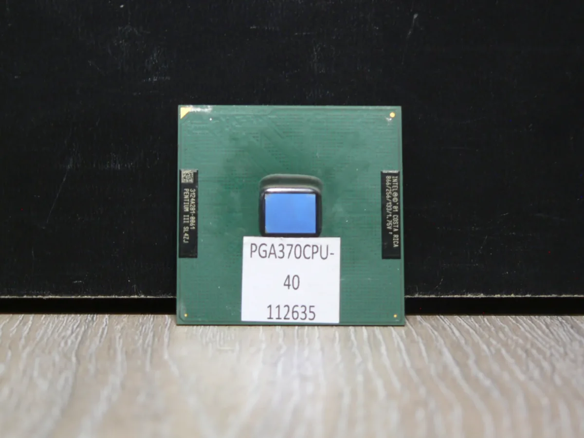 Intel Pentium 866 SL4ZJ Socket 370 Coppermine Processzor - Image 1