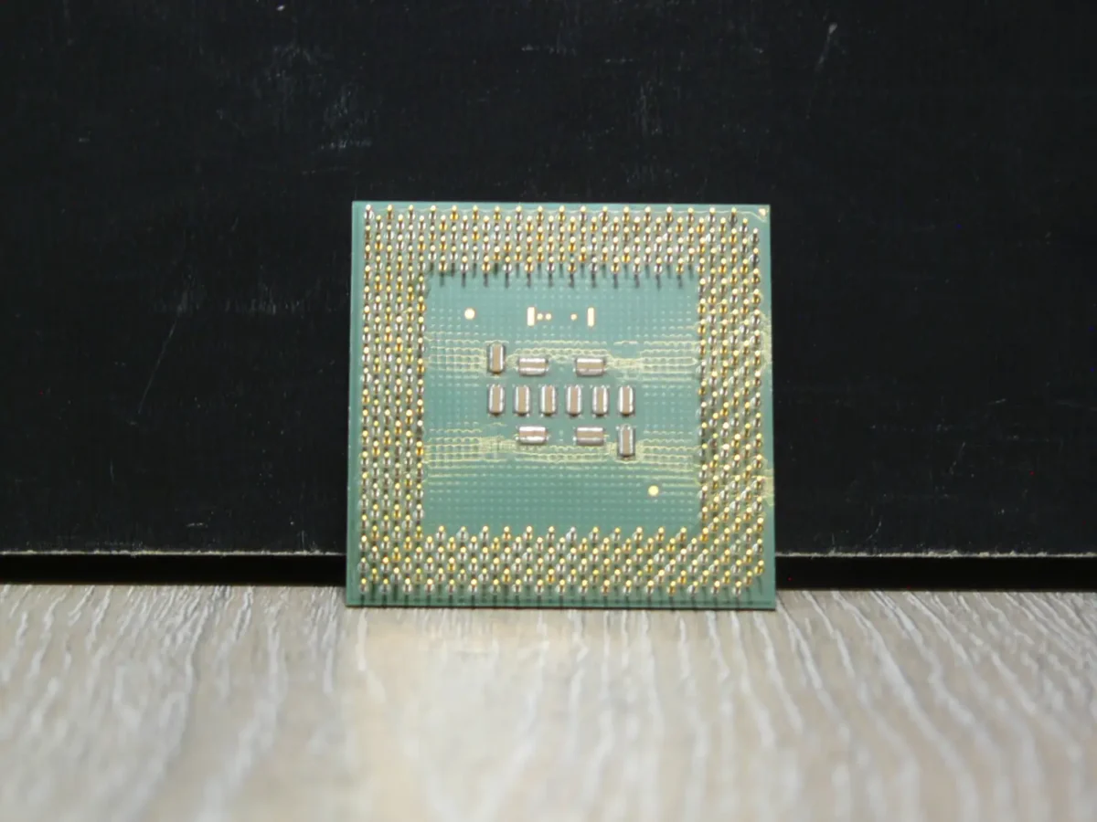 Intel Pentium 866 SL4ZJ Socket 370 Coppermine Processzor - Image 2