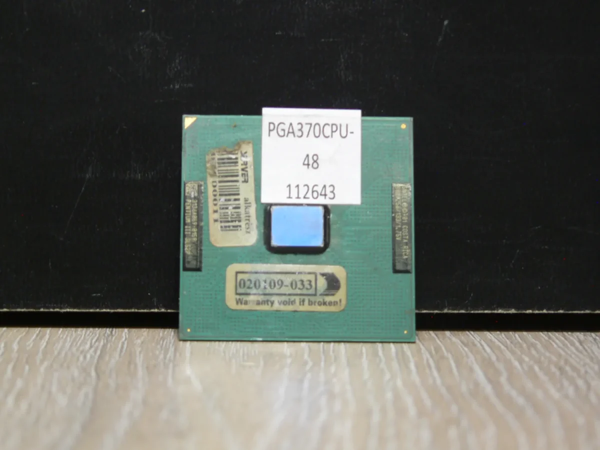 Intel Pentium 800 SL52P Socket 370 Coppermine Processzor - Image 1