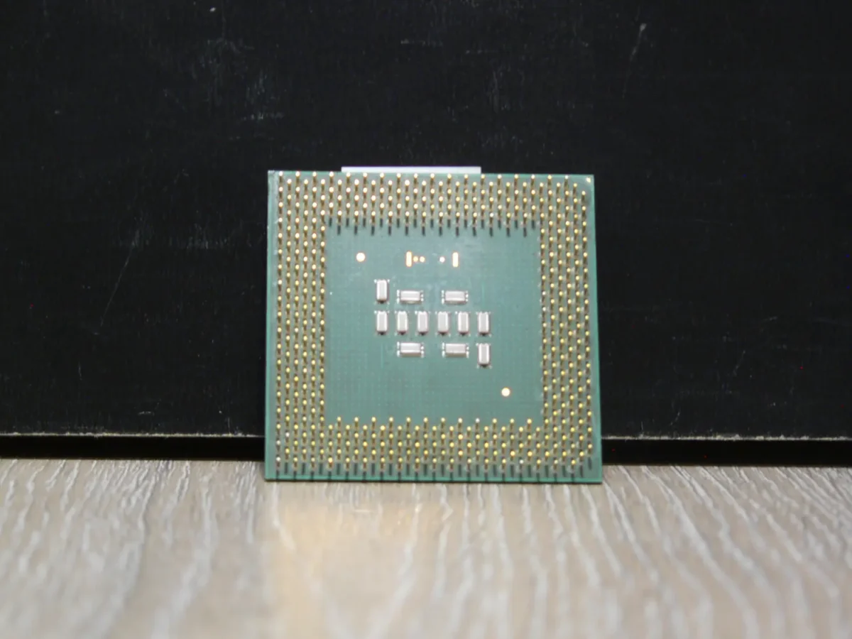 Intel Pentium 800 SL52P Socket 370 Coppermine Processzor - Image 2