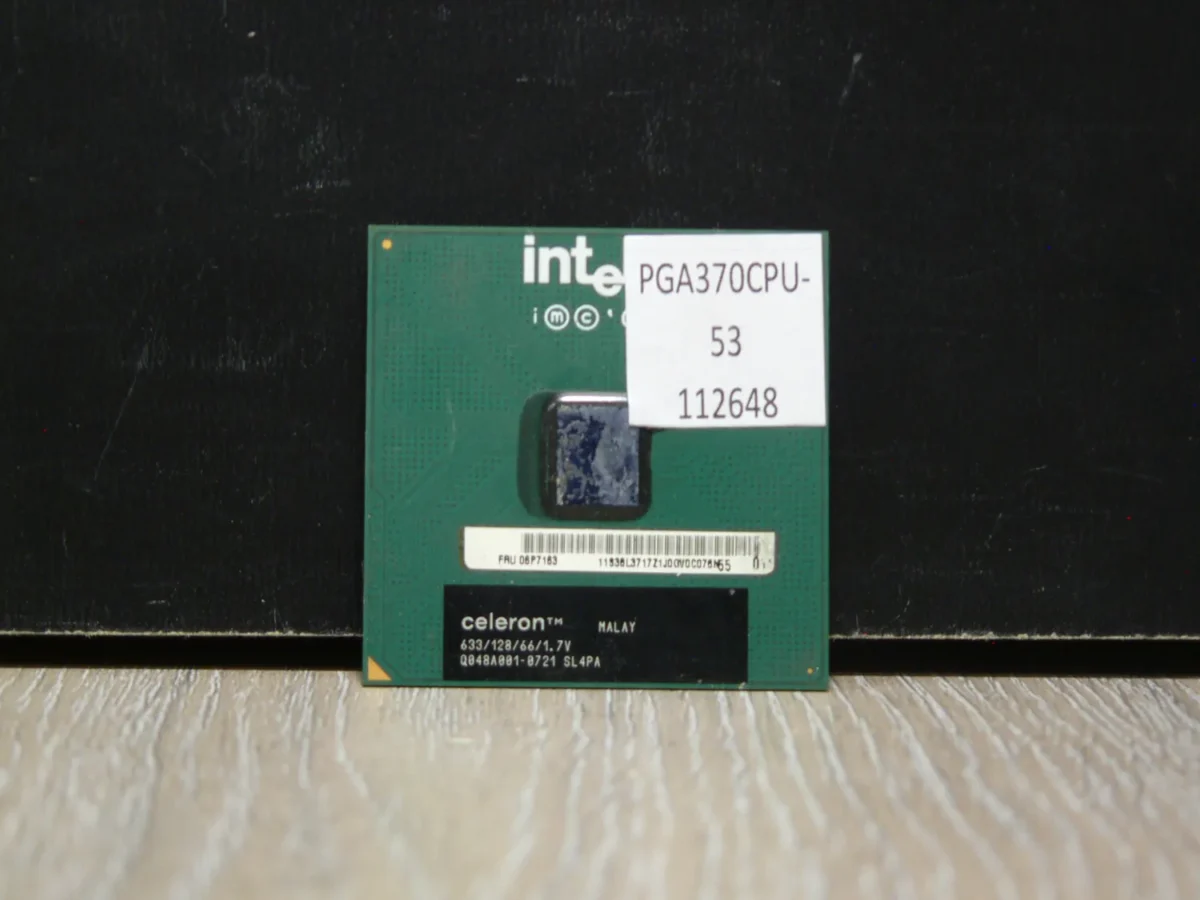 PGA370CPU-53-1 Intel Celeron 633 SL4PA Socket 370 Coppermine Processzor - Image 1