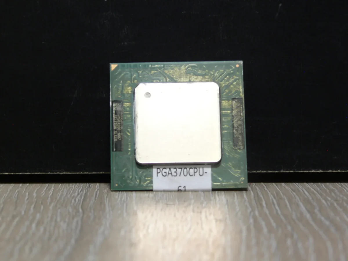 Intel Celeron 1200 SL5XS Socket 370 Tualatin Processzor - Image 1