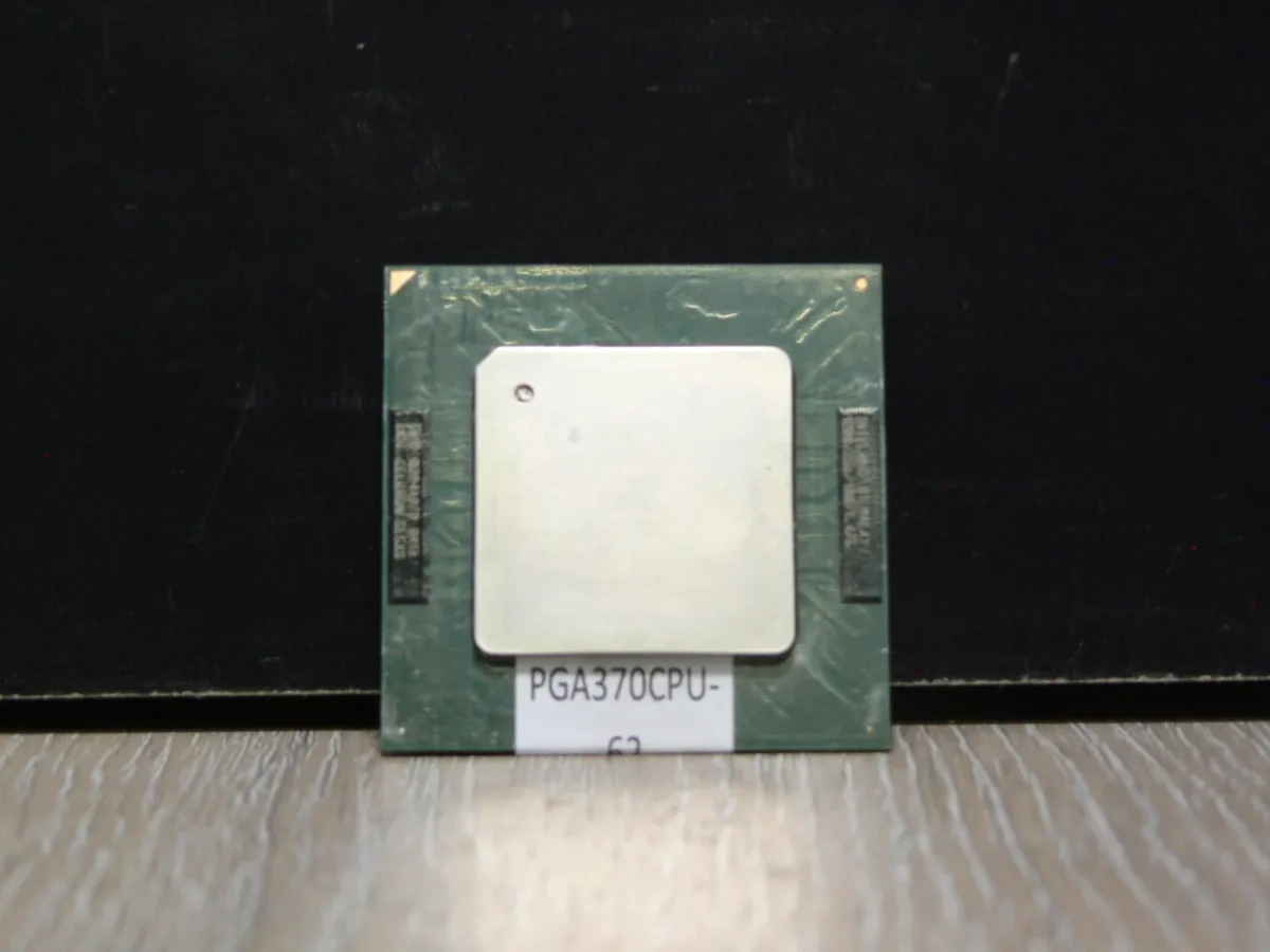 Intel Celeron 1200 SL5XS Socket 370 Tualatin Processzor - Image 1