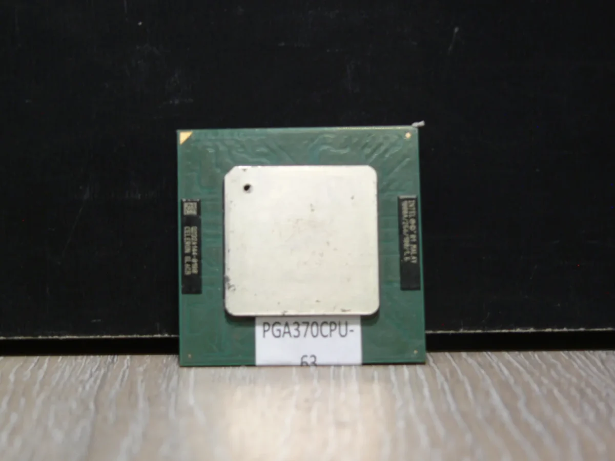 Intel Celeron 1000A SL6CB Socket 370 Tualatin Processzor - Image 1