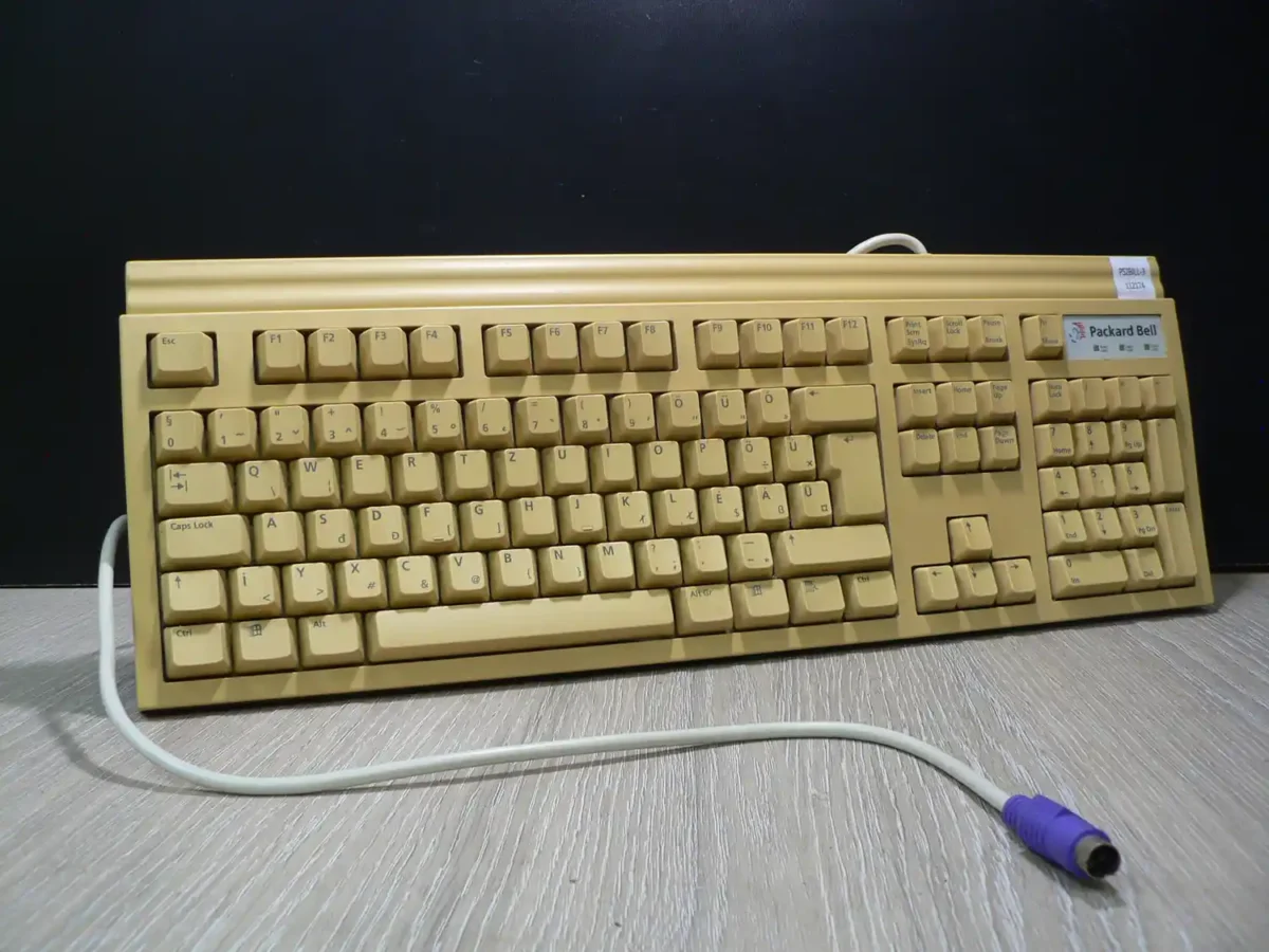 Packard Bell PS/2 Billentyűzet Magyar - Image 1