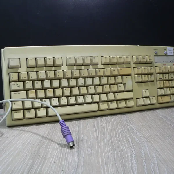 BTC PS/2 Billentyűzet Magyar (B kategória, kopott billentyűk)