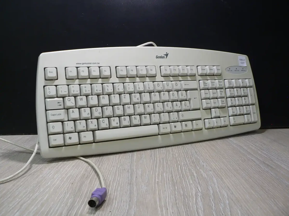 Genius PS/2 Billentyűzet Magyar - Image 1