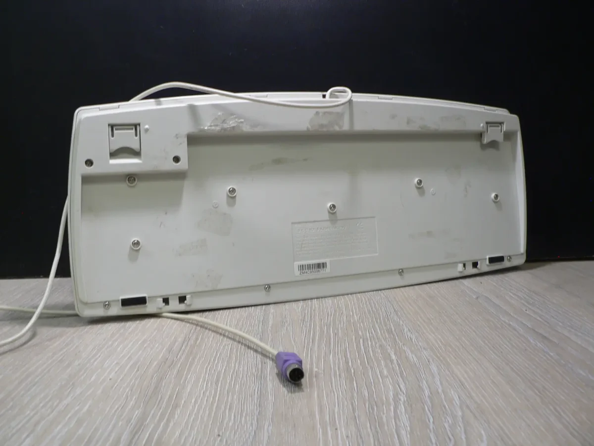 Genius PS/2 Billentyűzet Magyar - Image 2