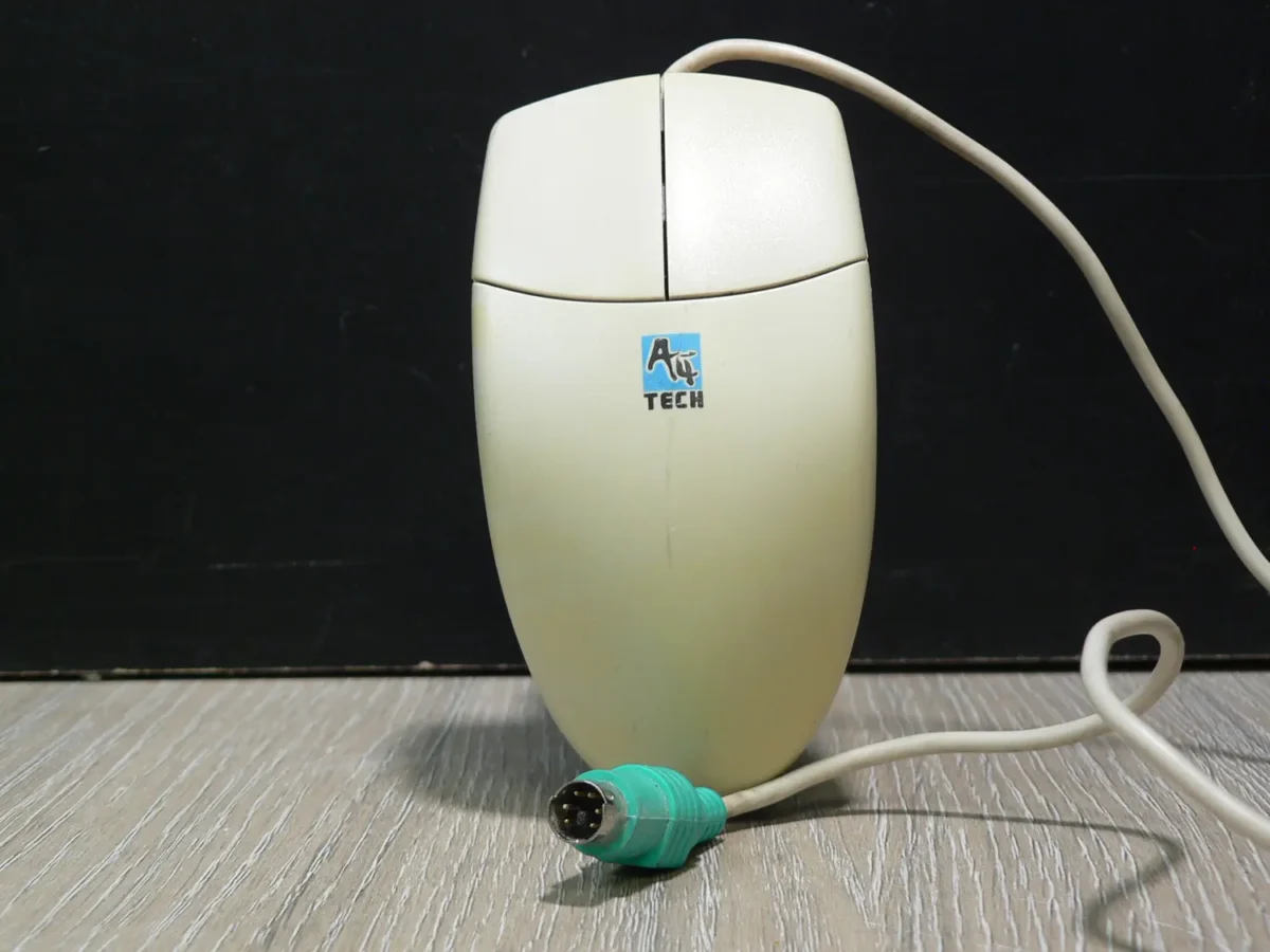 A4Tech OK-720 Golyós Egér PS/2 - Image 1