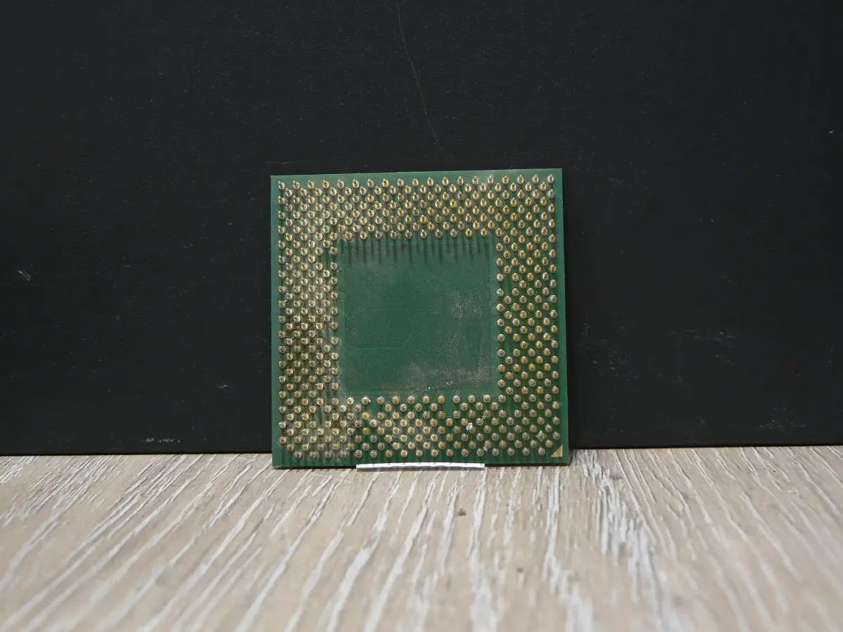 AMD Athlon AXDA2500DKV4D Socket 462 Processzor - Image 2