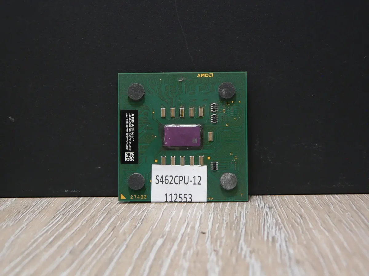 AMD Athlon AXDA2600DKV4D Socket 462 Processzor - Image 1