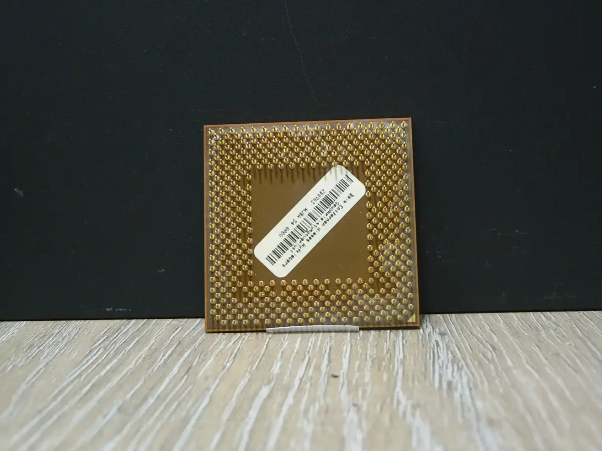 AMD Athlon AXDA2200DKV3C Socket 462 Processzor - Image 2