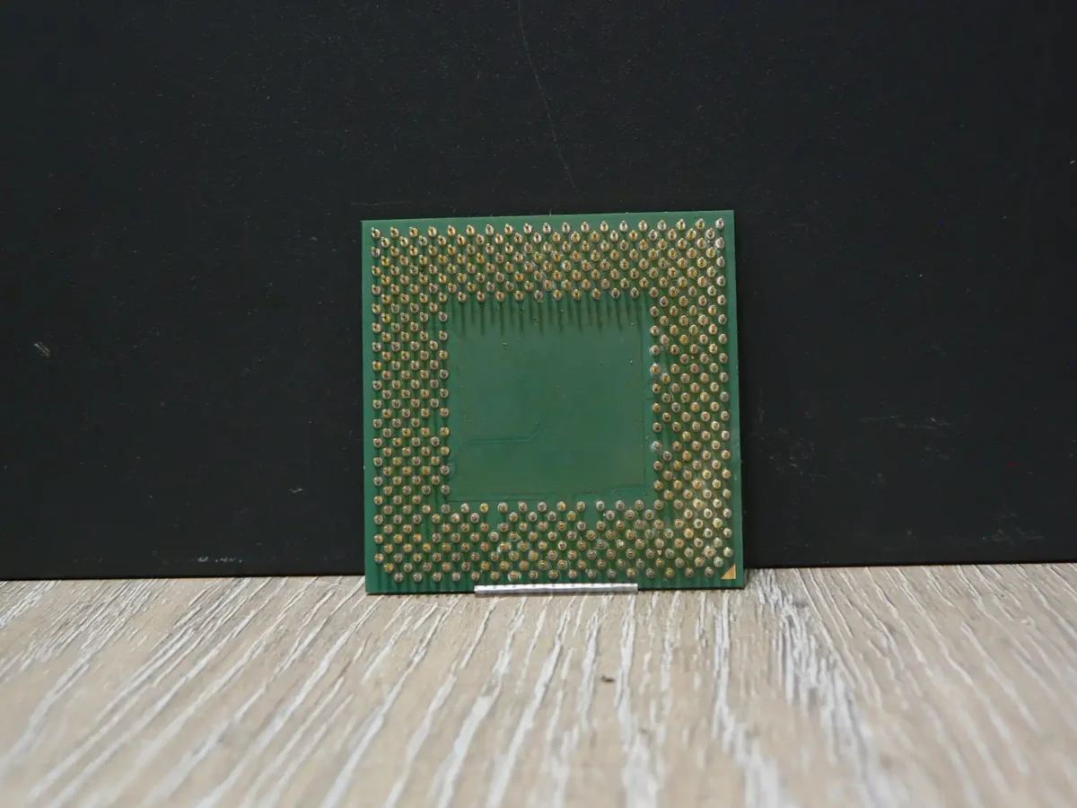 AMD Athlon AXDA2500DKV4D Socket 462 Processzor - Image 2