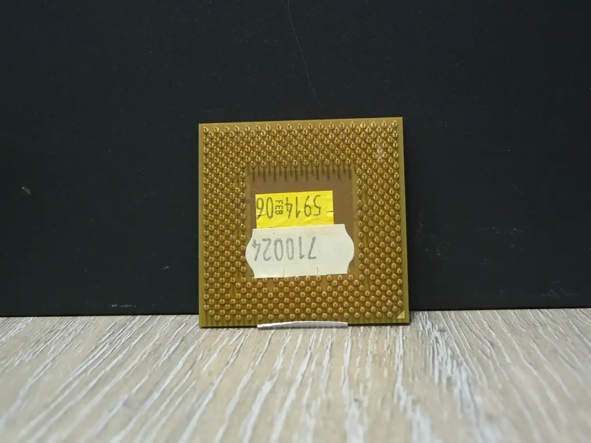 AMD Athlon AXDA2500DKV4D Socket 462 Processzor - Image 2